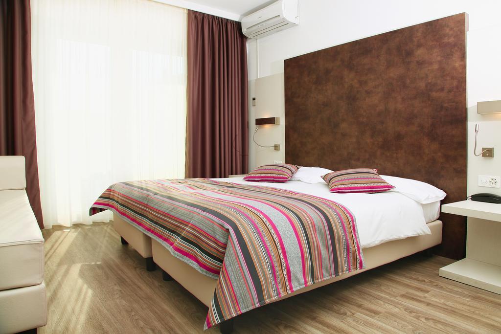 Colorado Hotel Lugano Bagian luar foto